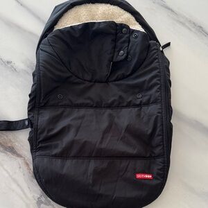 Skip Hop STROLL AND GO Black Stroller Footmuff